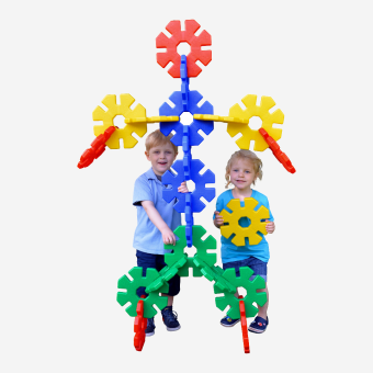 Teamarbeit und Spielspaß mit Octoplay – farbenfrohe Bauelemente für stundenlange Unterhaltung.