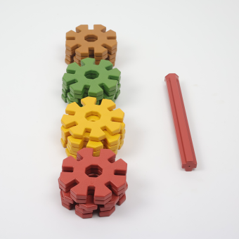 Spielzeug aus recyceltem Kunststoff, geeignet für Kinder ab 2 Jahren Spielzeug aus recyceltem Kunststoff, geeignet für Kinder ab 2 Jahren