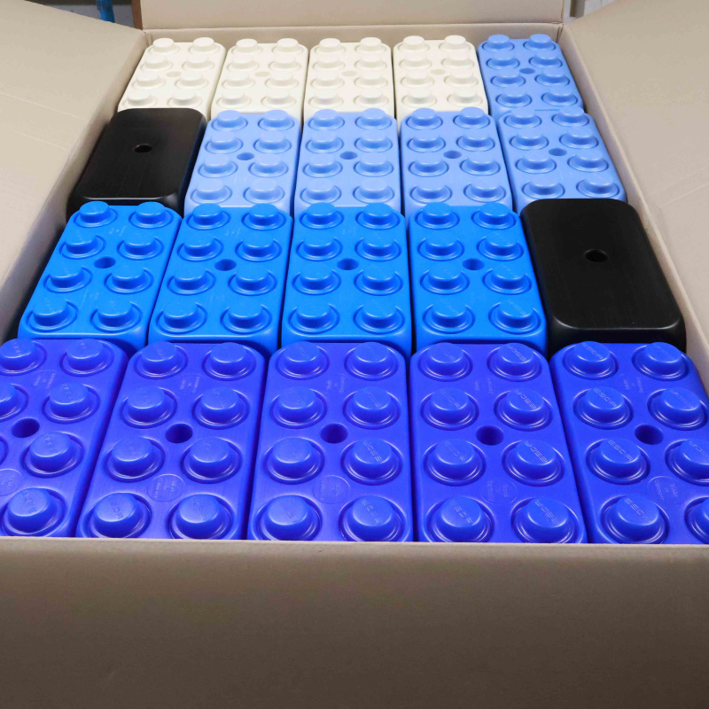 Aqua-Set mit ruhigen blauen Farben.  Große Qualitätsblöcke.