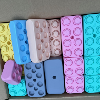Pastellblöcke, sanfte Farben Blubloxx XL Blöcke aus recyceltem Kunststoff